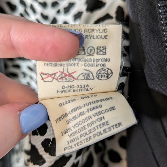 Vintage Iceberg History Embroidered 101 Dalmatians Disney Coat Size 42(M/L) RARE - Picture 12 of 13